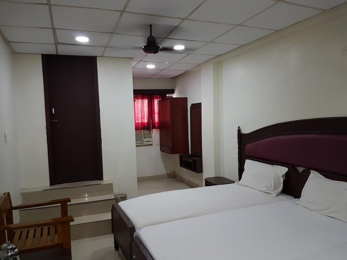 Hotel Sorrento Guest House Anna Nagar East Metro Shenoy Nagar Metro Budget Monthly Daily Rooms Hotel Chennai