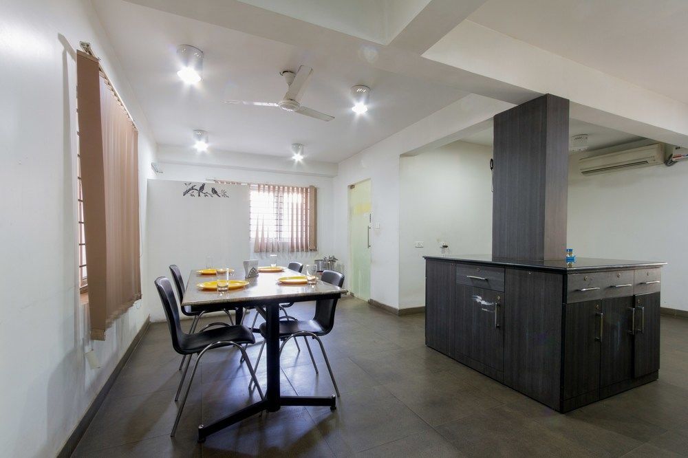 Fabhotel Eeasy Thiruvanmiyur Hotel Chennai