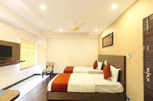 Orange Inn, Manapakkam