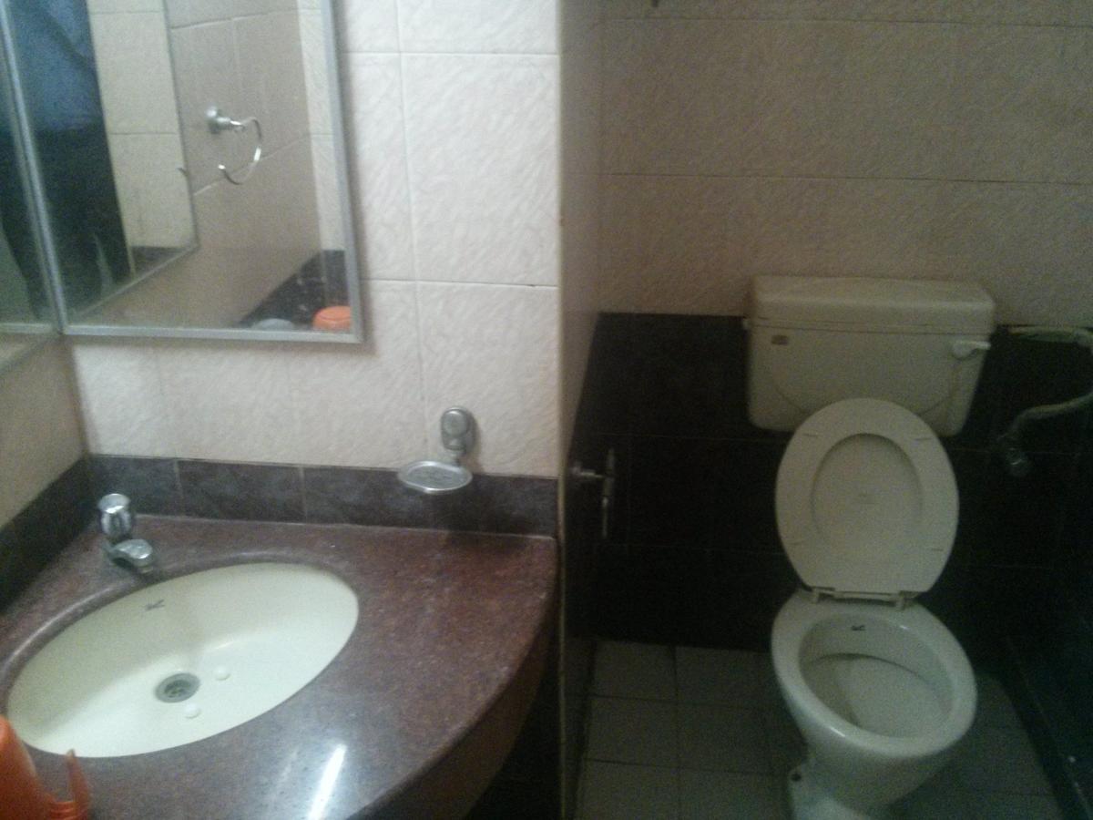 Oyo 5377 Raaj Bhaavan Chennai