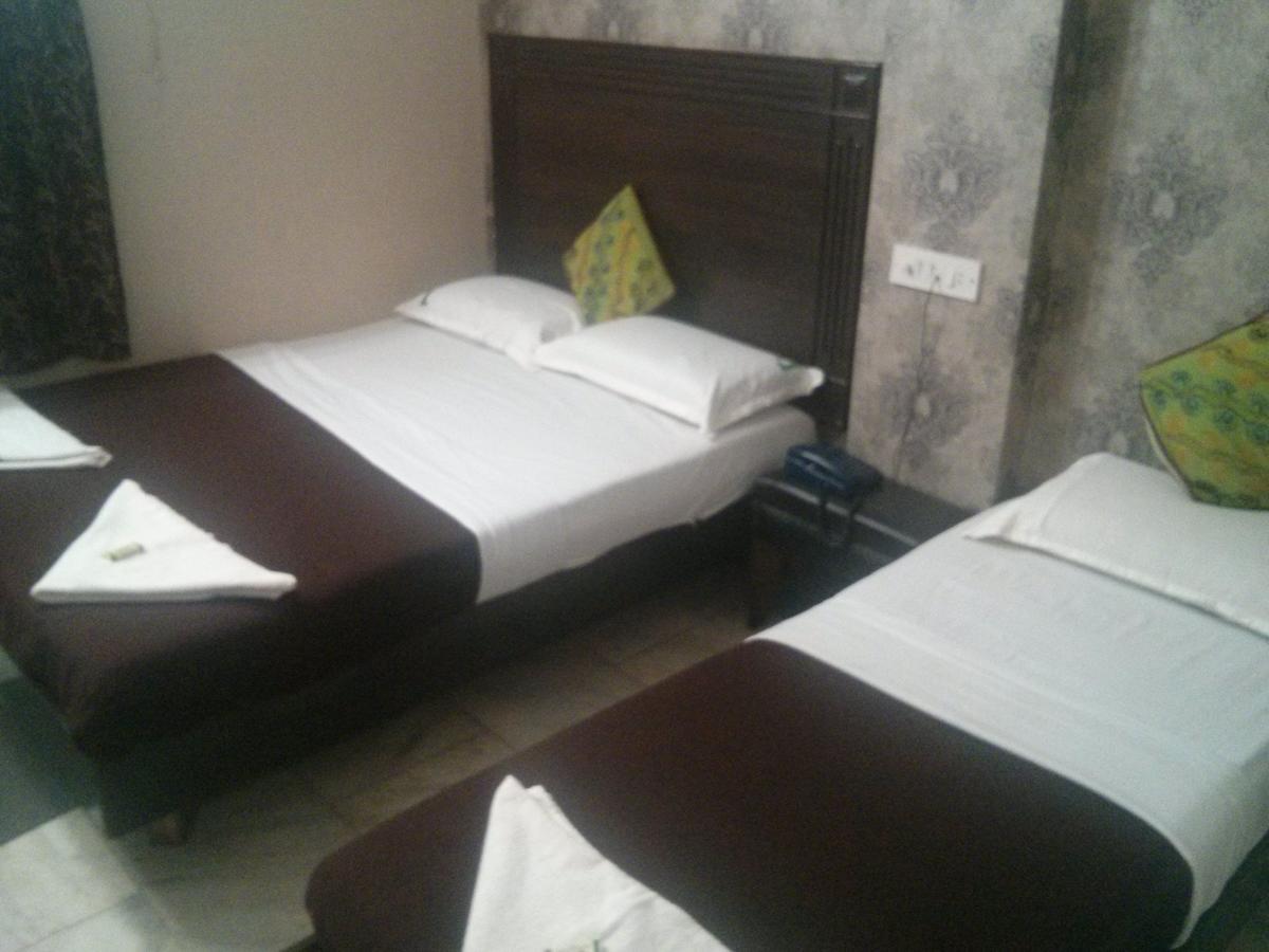 Hotel Oyo 5377 Raaj Bhaavan