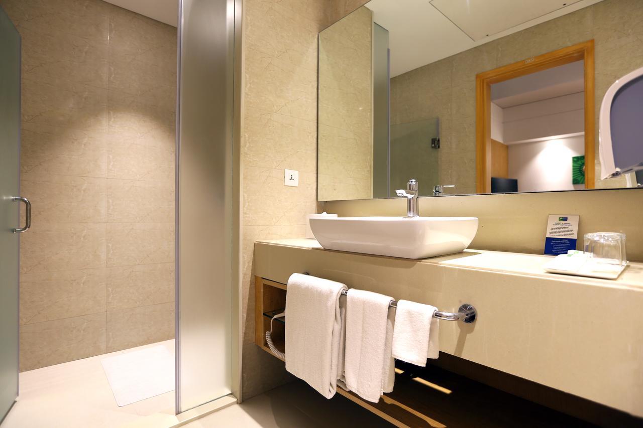 Hotel Express Old Mahabalipuram Road Chennai