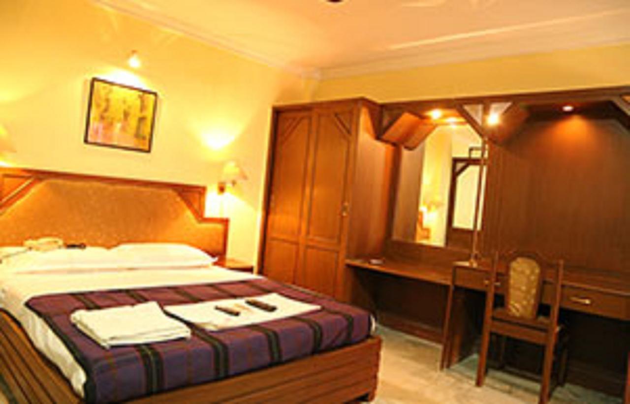 Golden Tower 4* Chennai