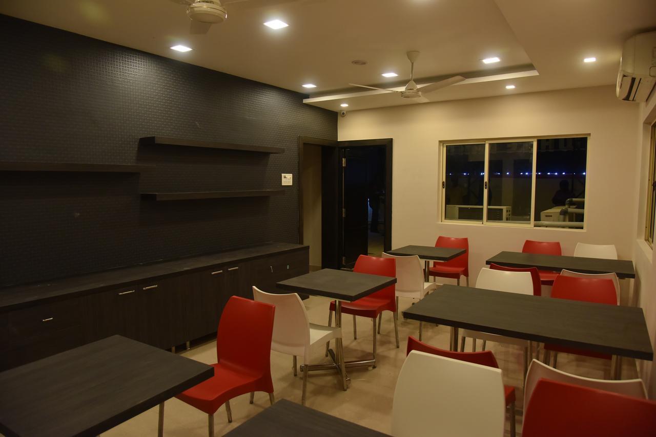 White Park Hotel Chennai