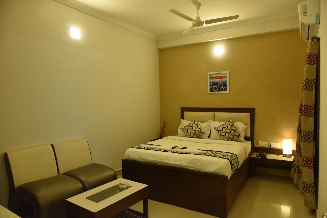 Hotel White Park 2*