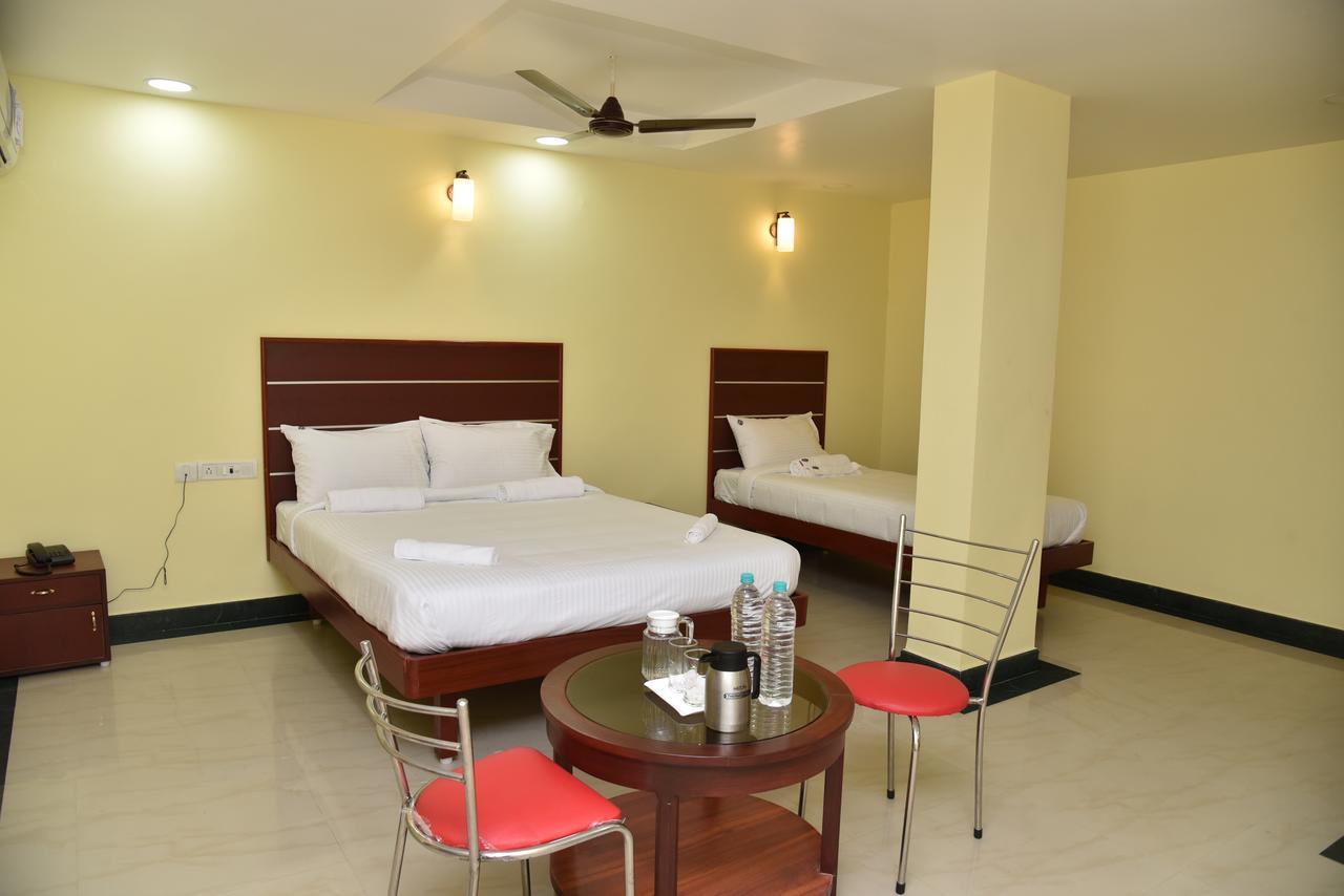 Sri Sai Nivas Hotel Chennai
