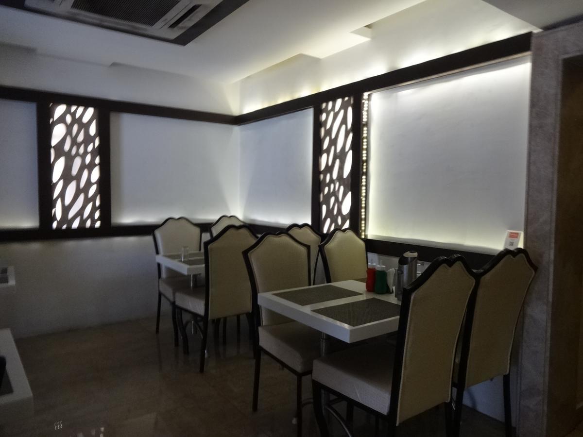 Sky Park Hotel 3*