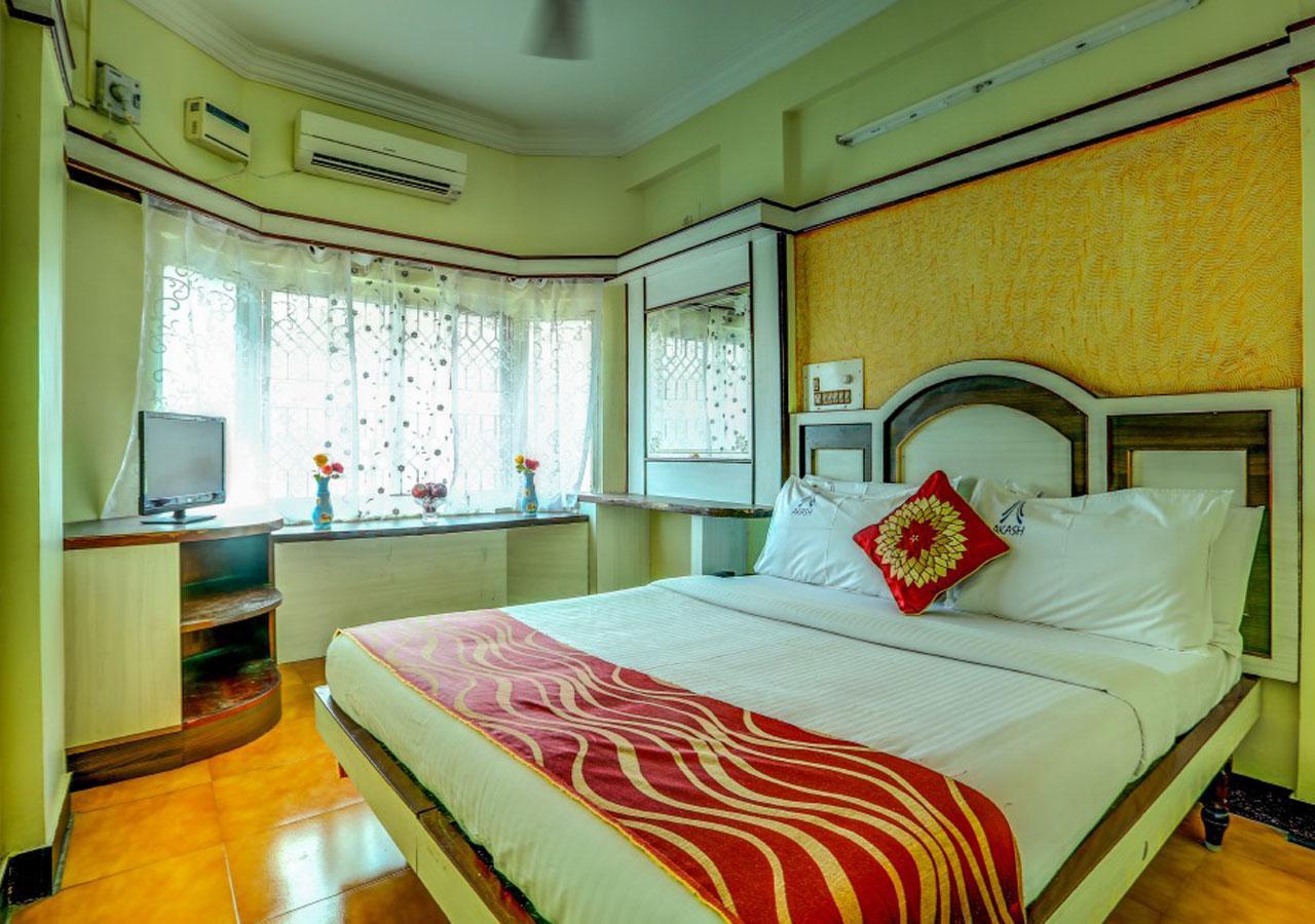 Akash Hotel