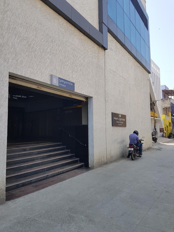 Arjun Hotel *