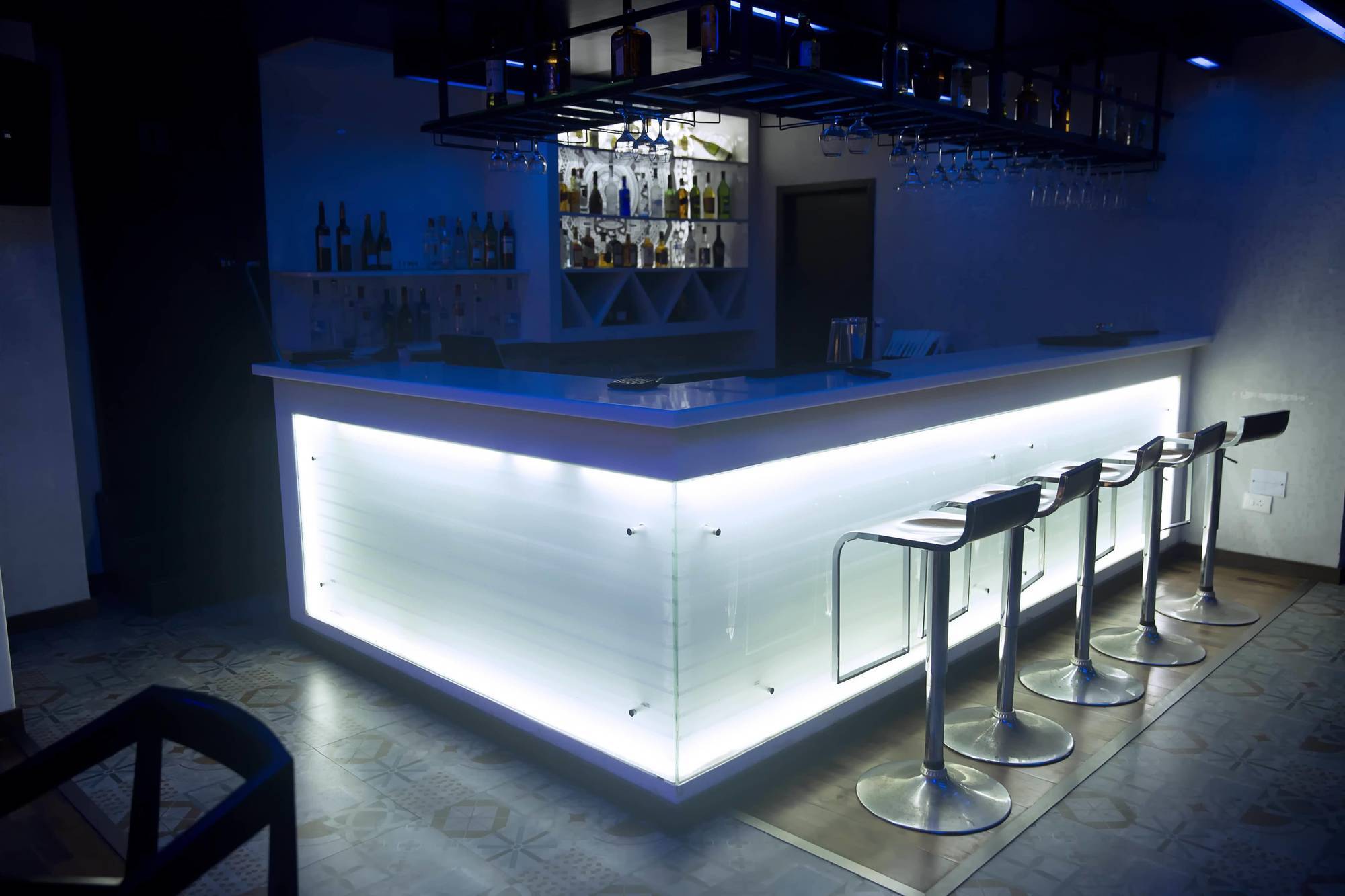 The Centre Point Hotel 3*