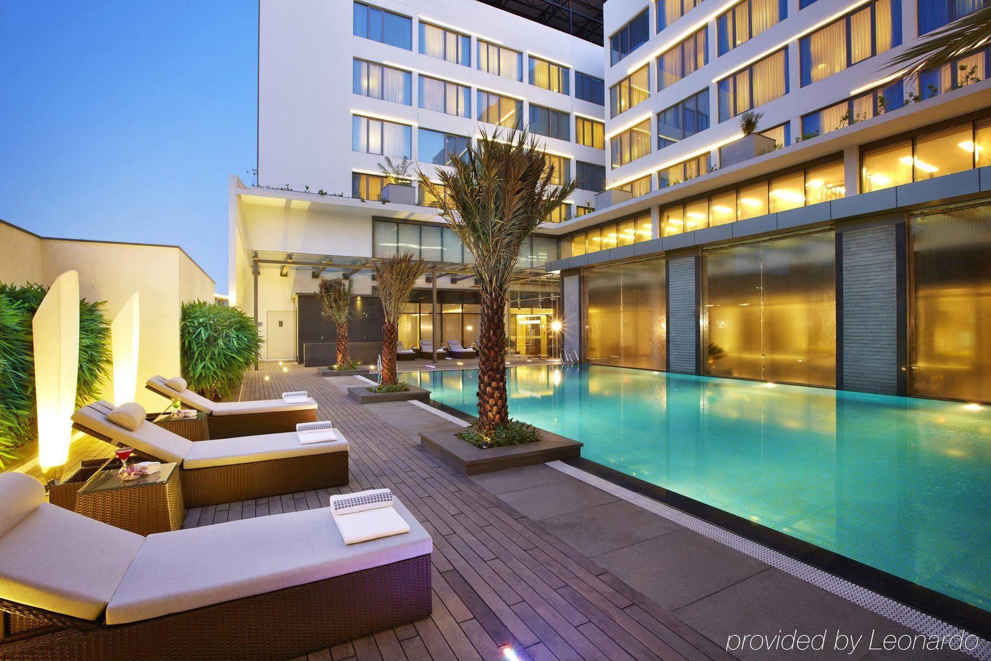 Vivanta It Expressway Omr Hotel Chennai
