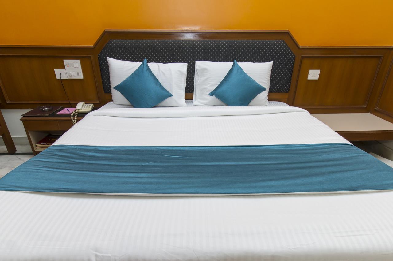 Adarsh Hotel Chennai