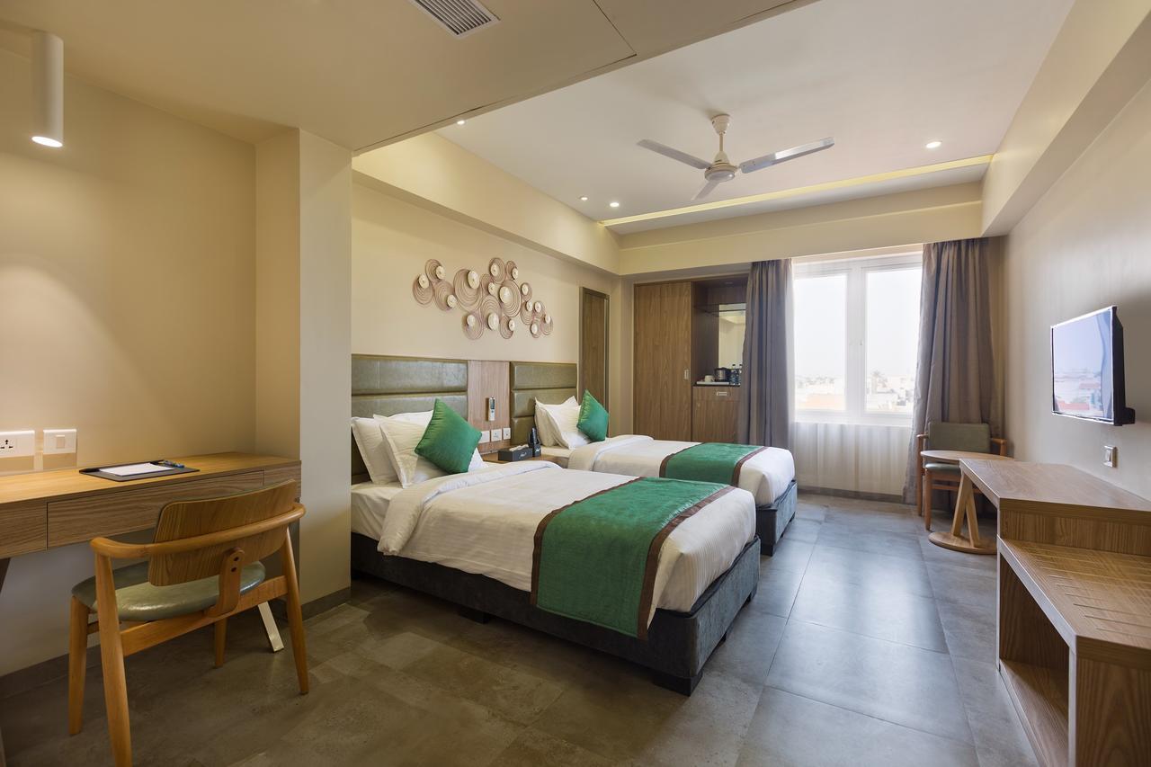 Hotel Floressa Randa, Porur 3*