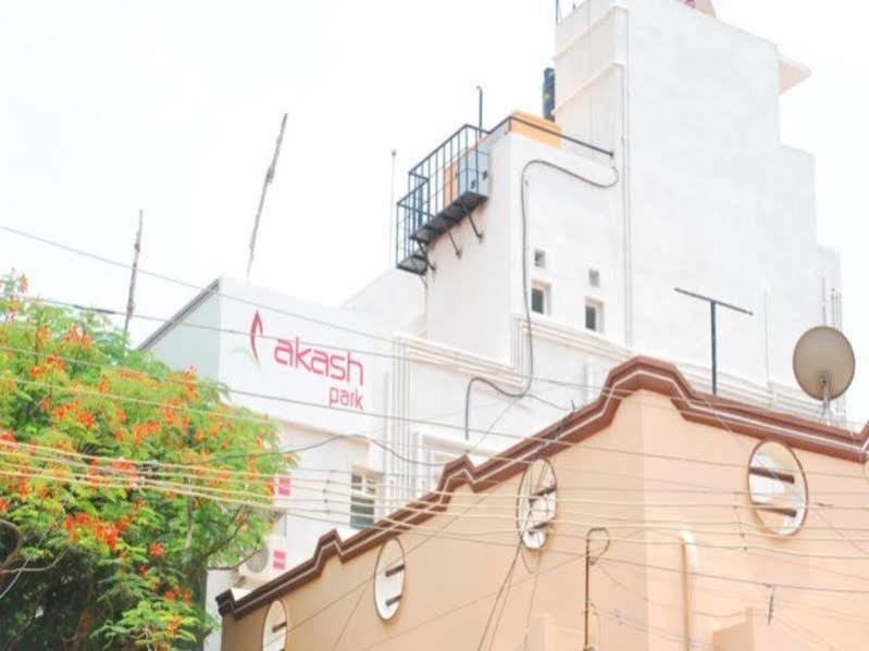 Hotel Collection O Havan A Unit Of Vrj Residency Chennai