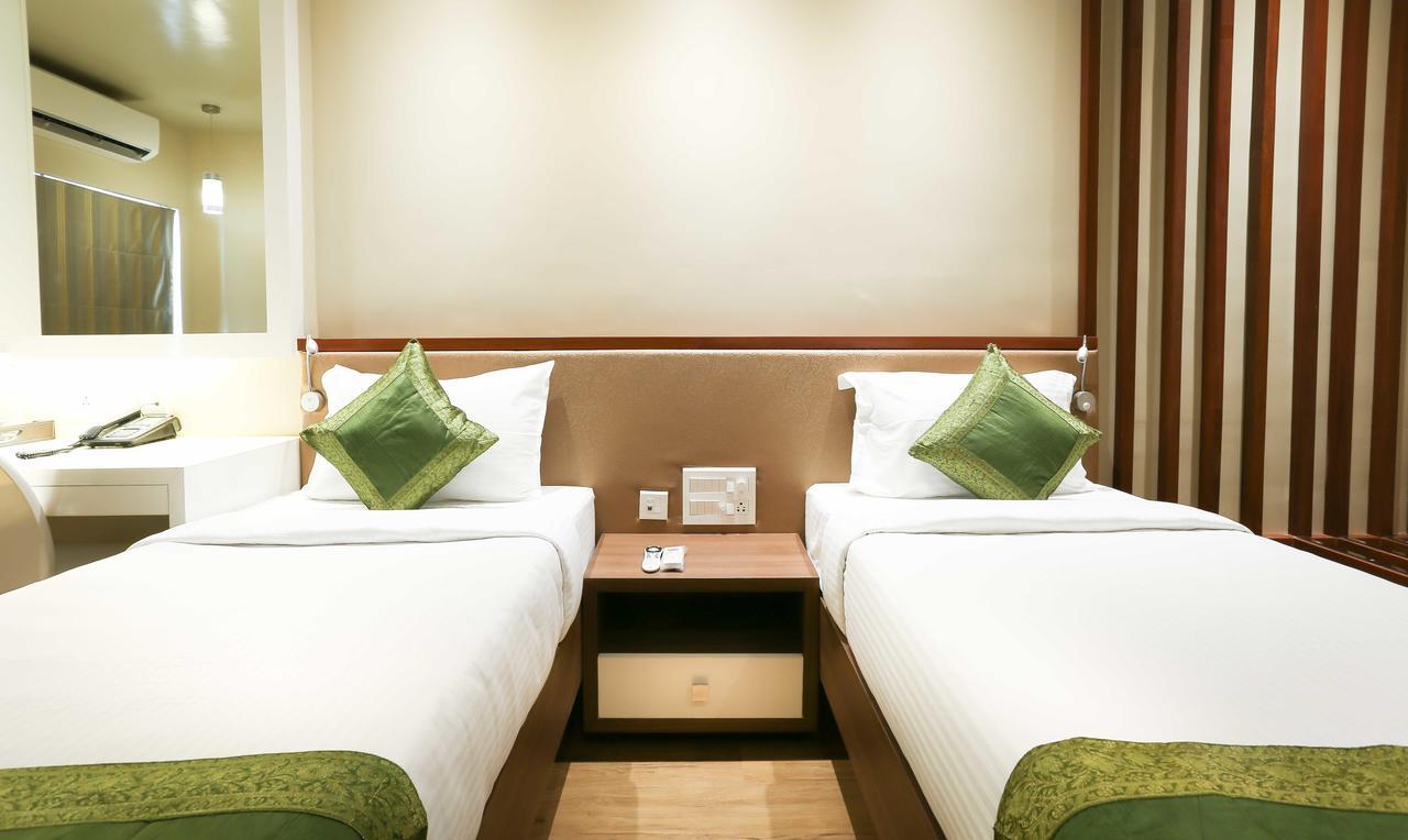 Treebo Trend Cine Hotel 3*