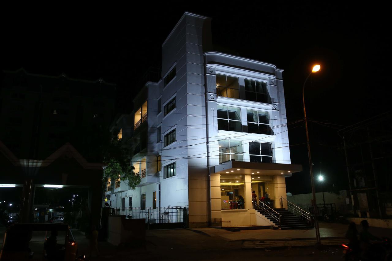 Hotel La Castle 3*