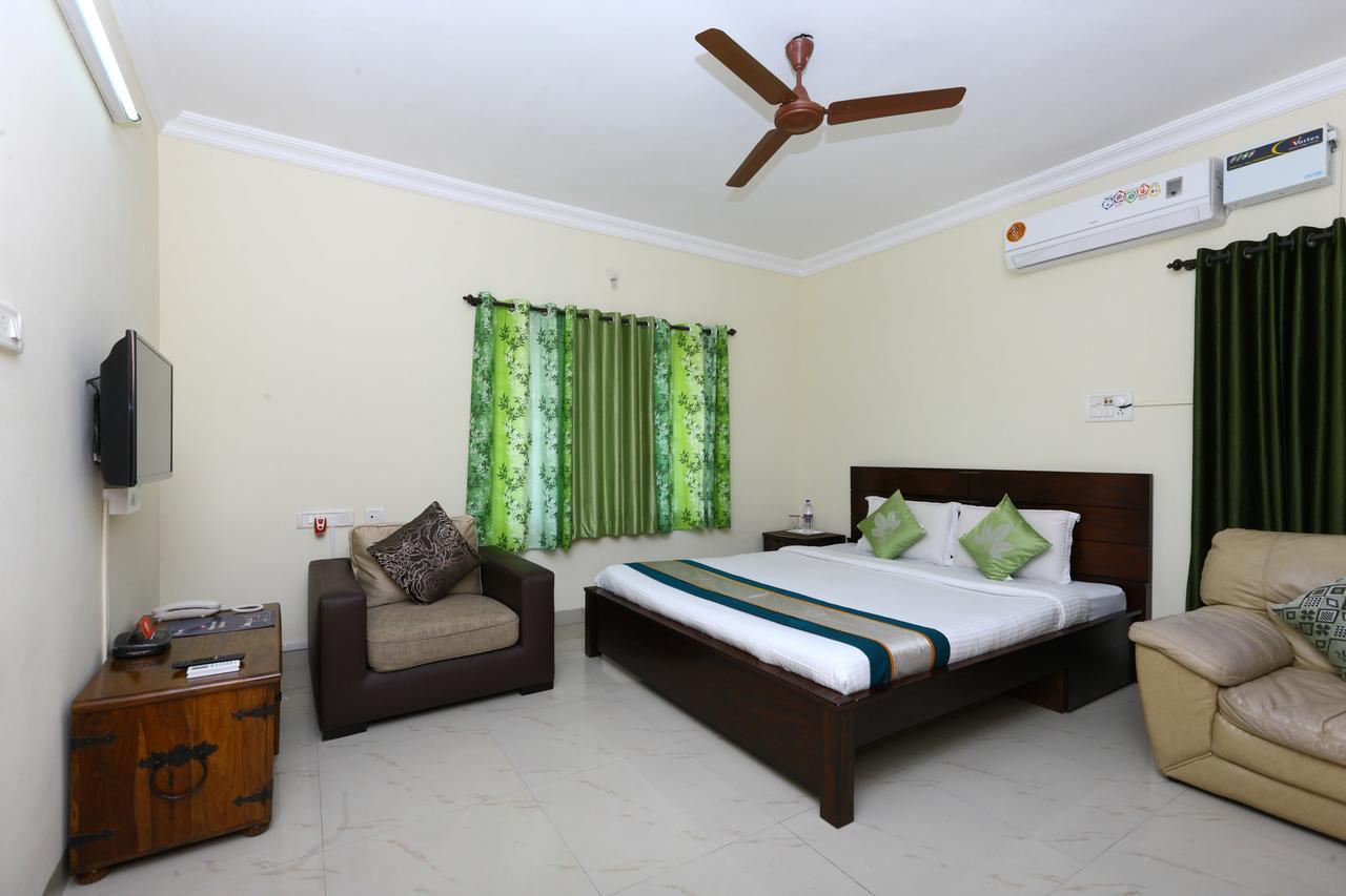 Oyo 9257 Egmore 3*