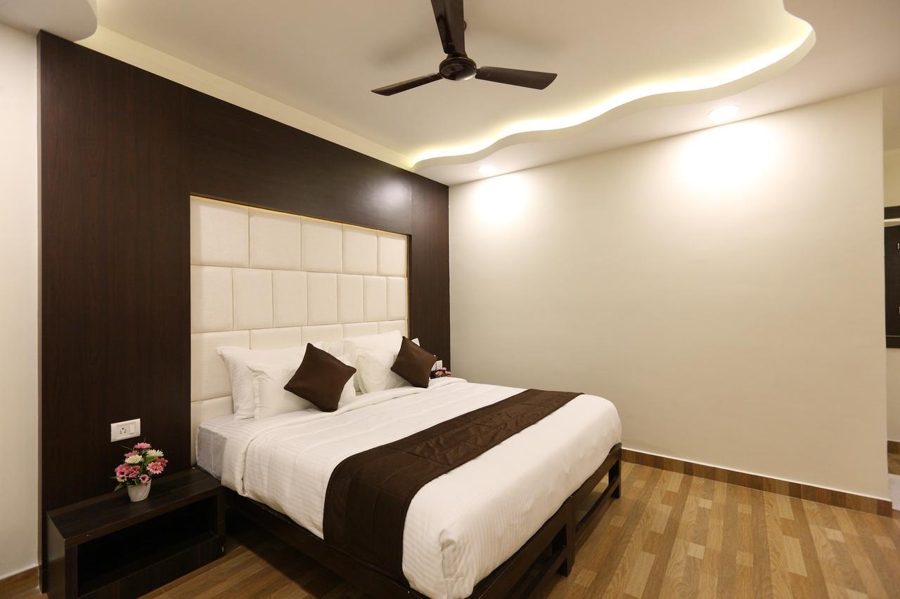 Rich Inn-pondy Bazar