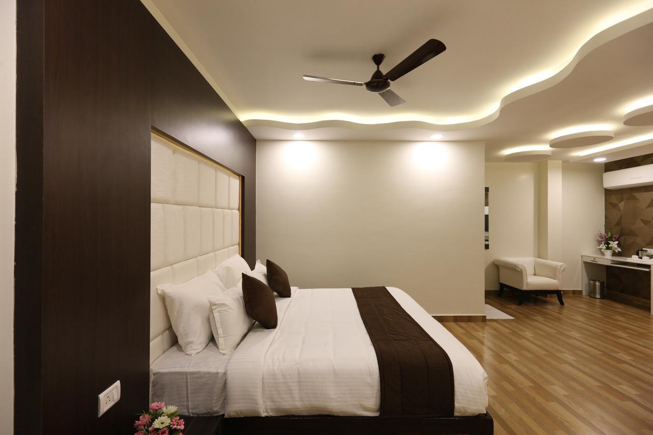 Hotel Rich Inn-pondy Bazar 2*