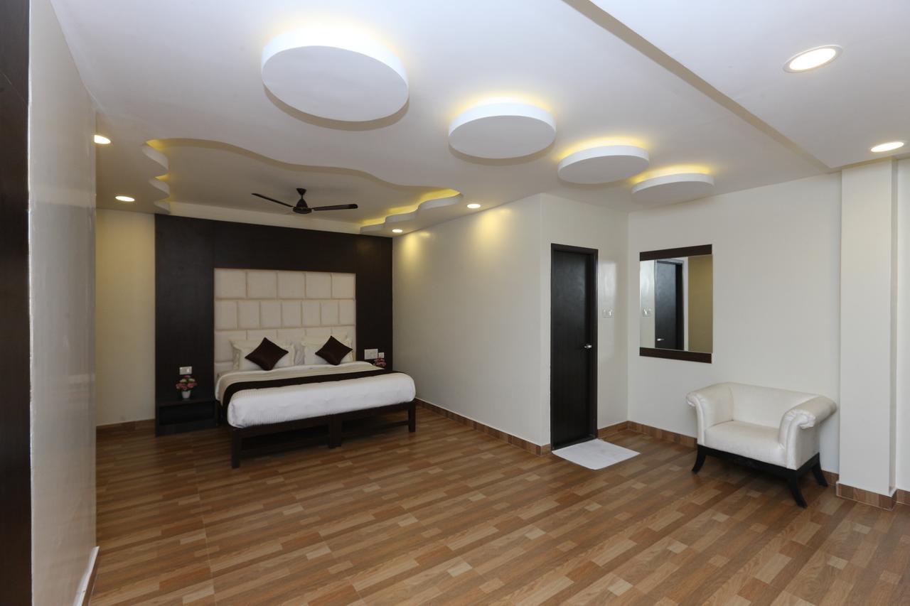 Rich Inn-pondy Bazar