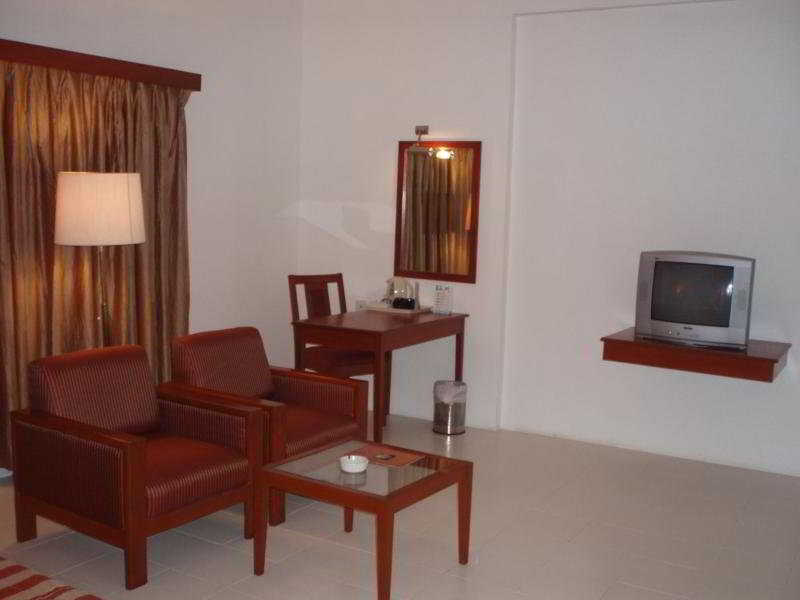 Ramada By Wyndham Egmore Hotel