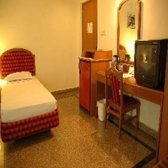 Resort Oyo Palette - Victoria Chennai