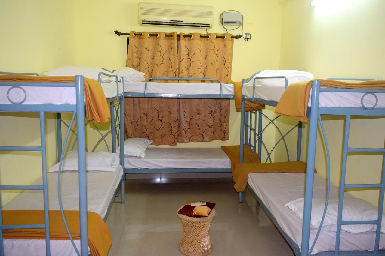 Royal Palace Hostel Chennai