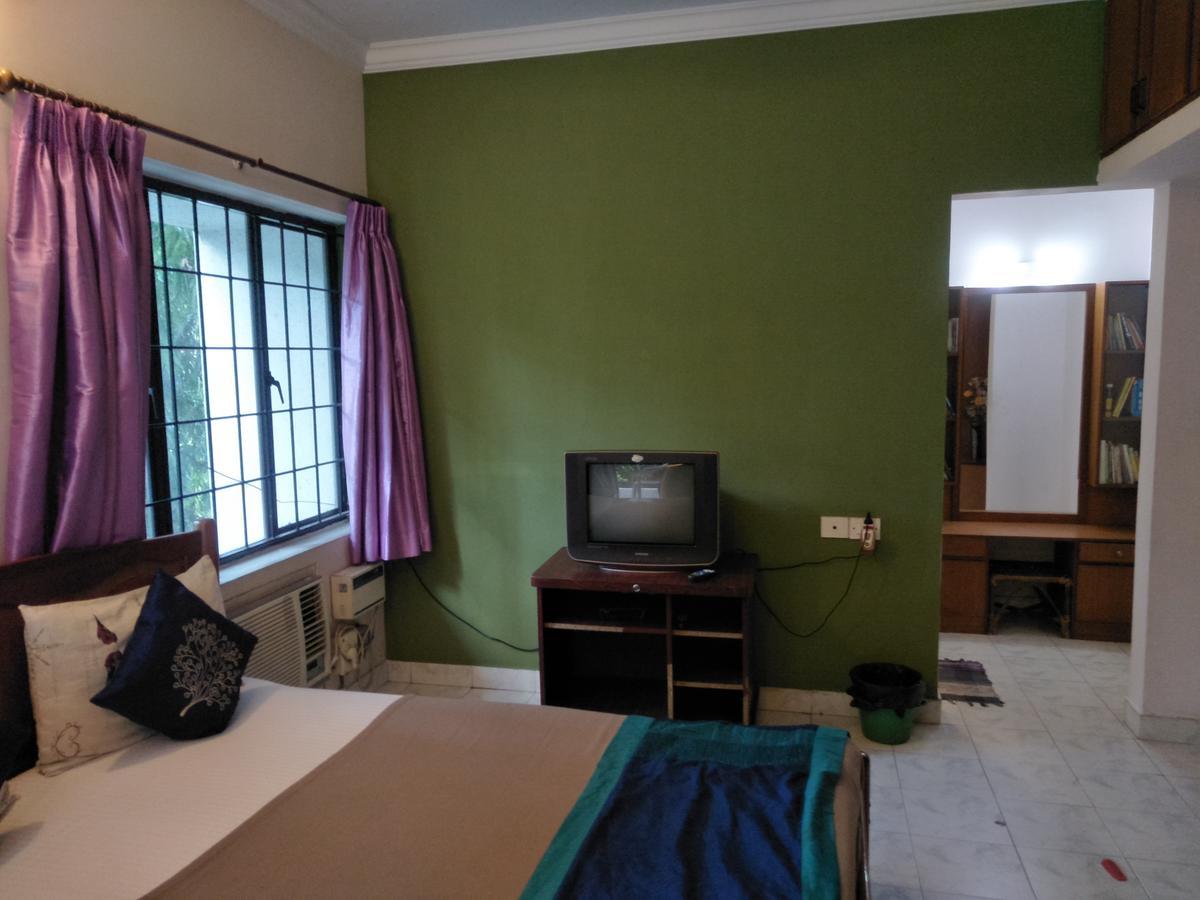 Happy Service Bed & Breakfast Chennai