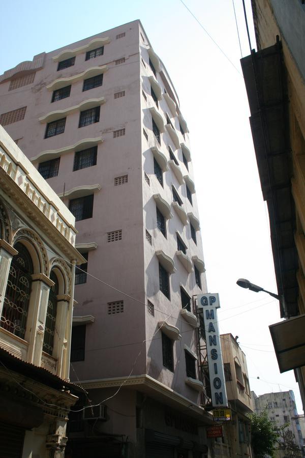 Gp Mansion Pondok