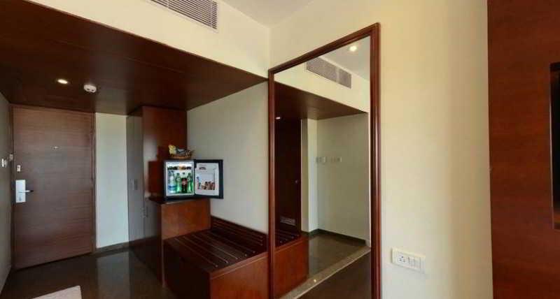 Royal Regency Lifotel By Crossway 3*