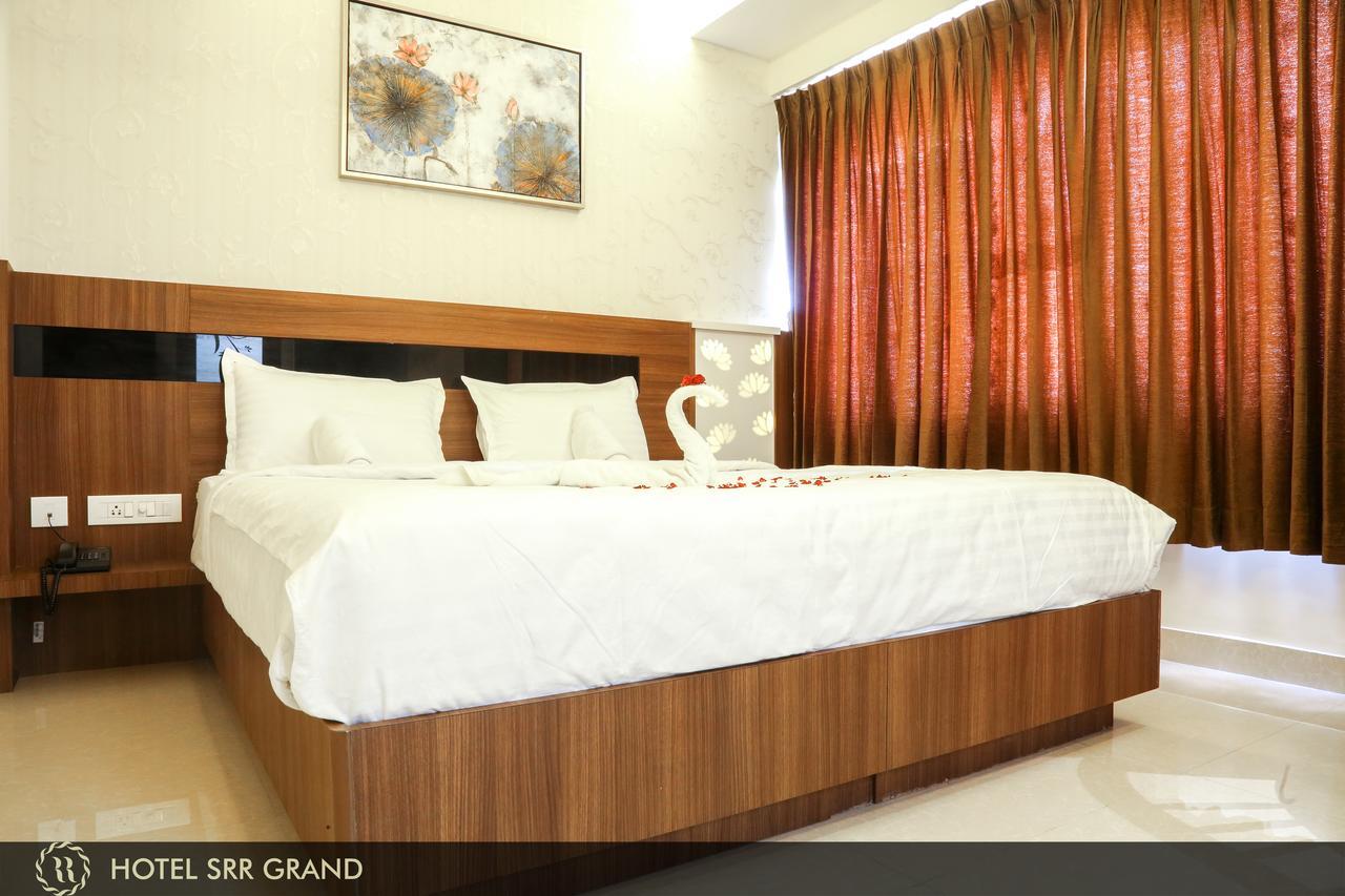 Hotel Srr Grand 3*