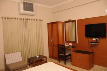 Pearl International