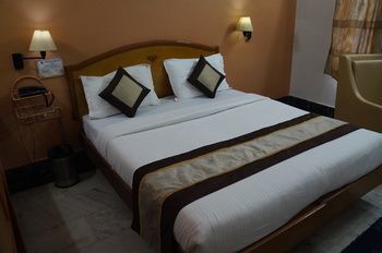 Oyo 5377 Raaj Bhaavan Chennai