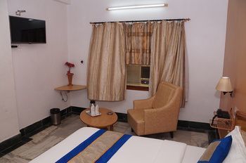 Hotel Oyo 5377 Raaj Bhaavan Chennai