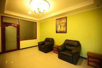 Hotel Fabhotel Mnr Grand Chennai