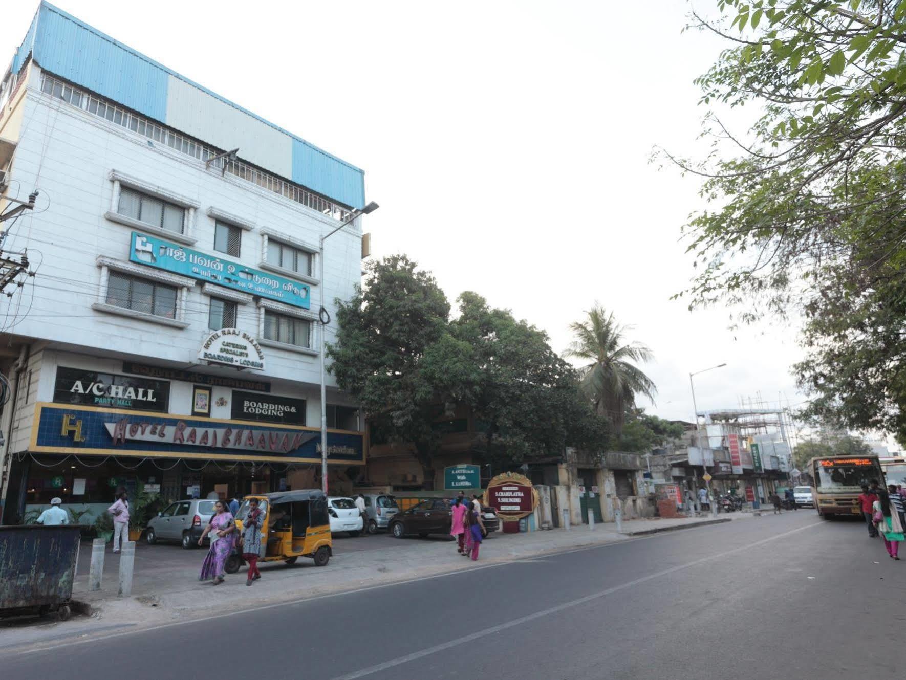 Oyo 5377 Raaj Bhaavan * Chennai