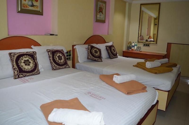 Hotel Mallika Residency 2*