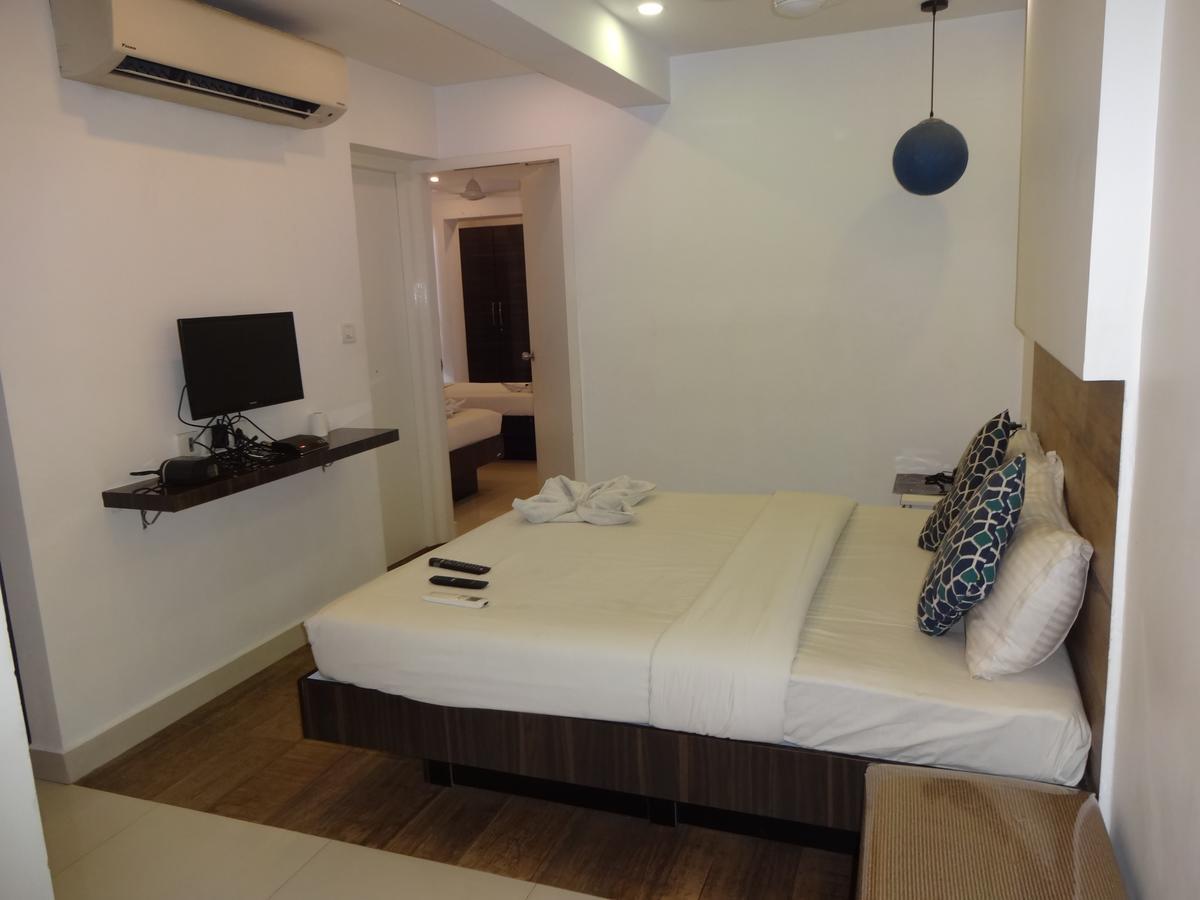 Convastay Gajel- Near Apollo Greams Road * Chennai