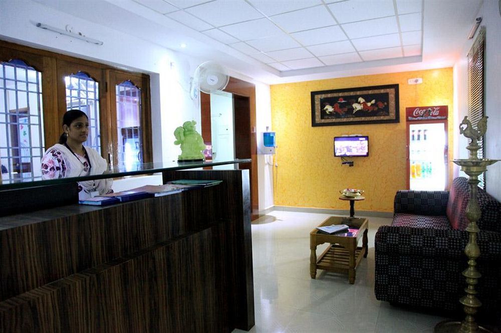 Inn Avnb Towers 2*