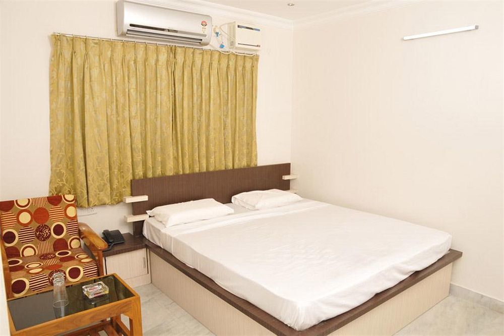 Inn Avnb Towers 2*