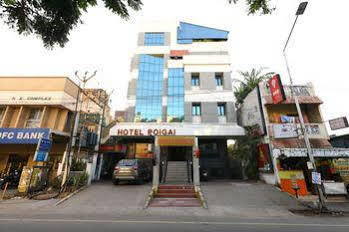 Hotel Oyo 968 Hotel Poigai 3*