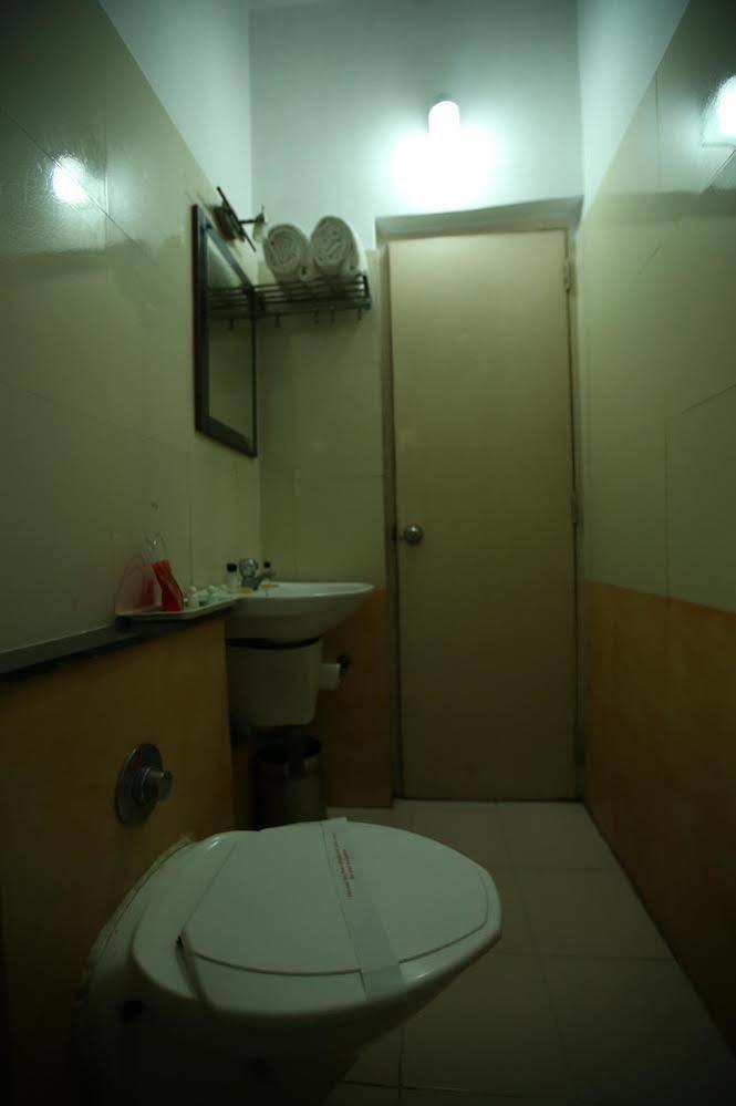 Hotel Oyo Ripon Building 2*