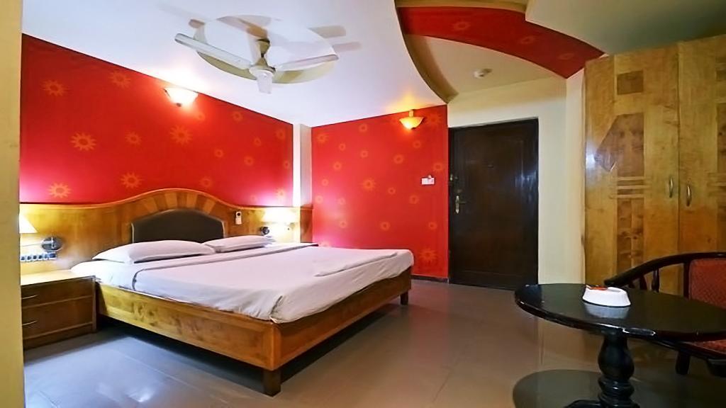 Gateway Hotel 2*