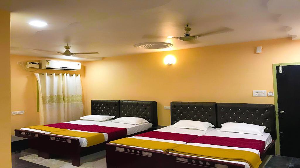 Royal Palace Marina Hotel 3*