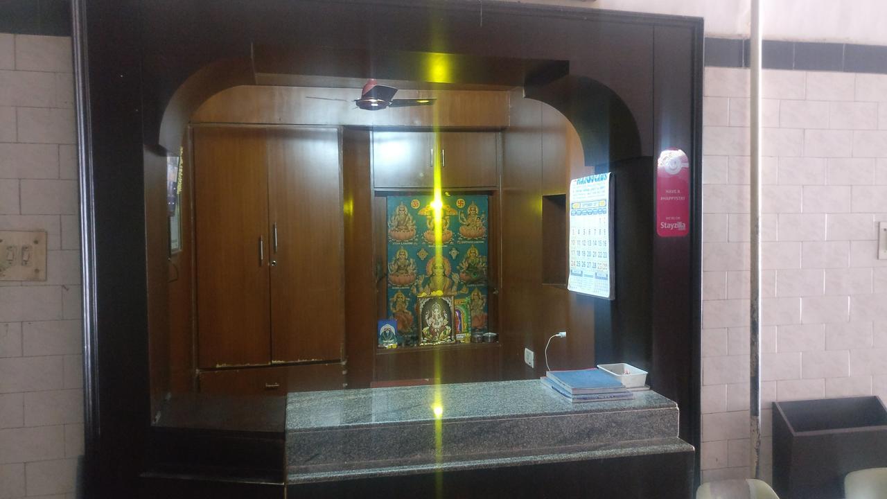 Sarada Nivas Hotel