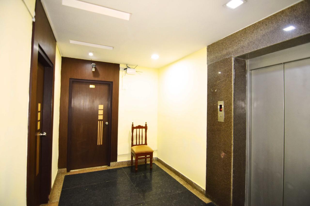 Hotel Fabhotel Panasia Residency 4*