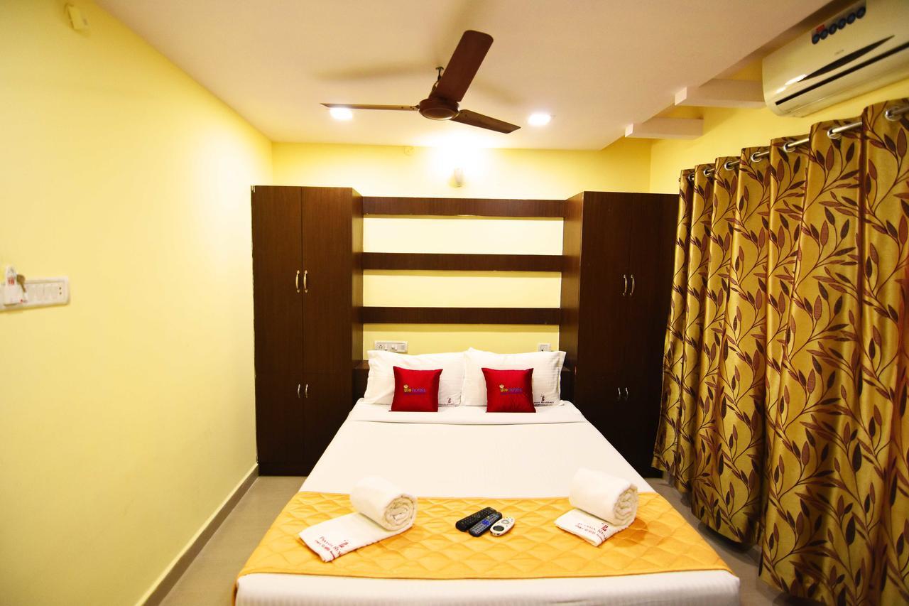 Fabhotel Panasia Residency Hotel