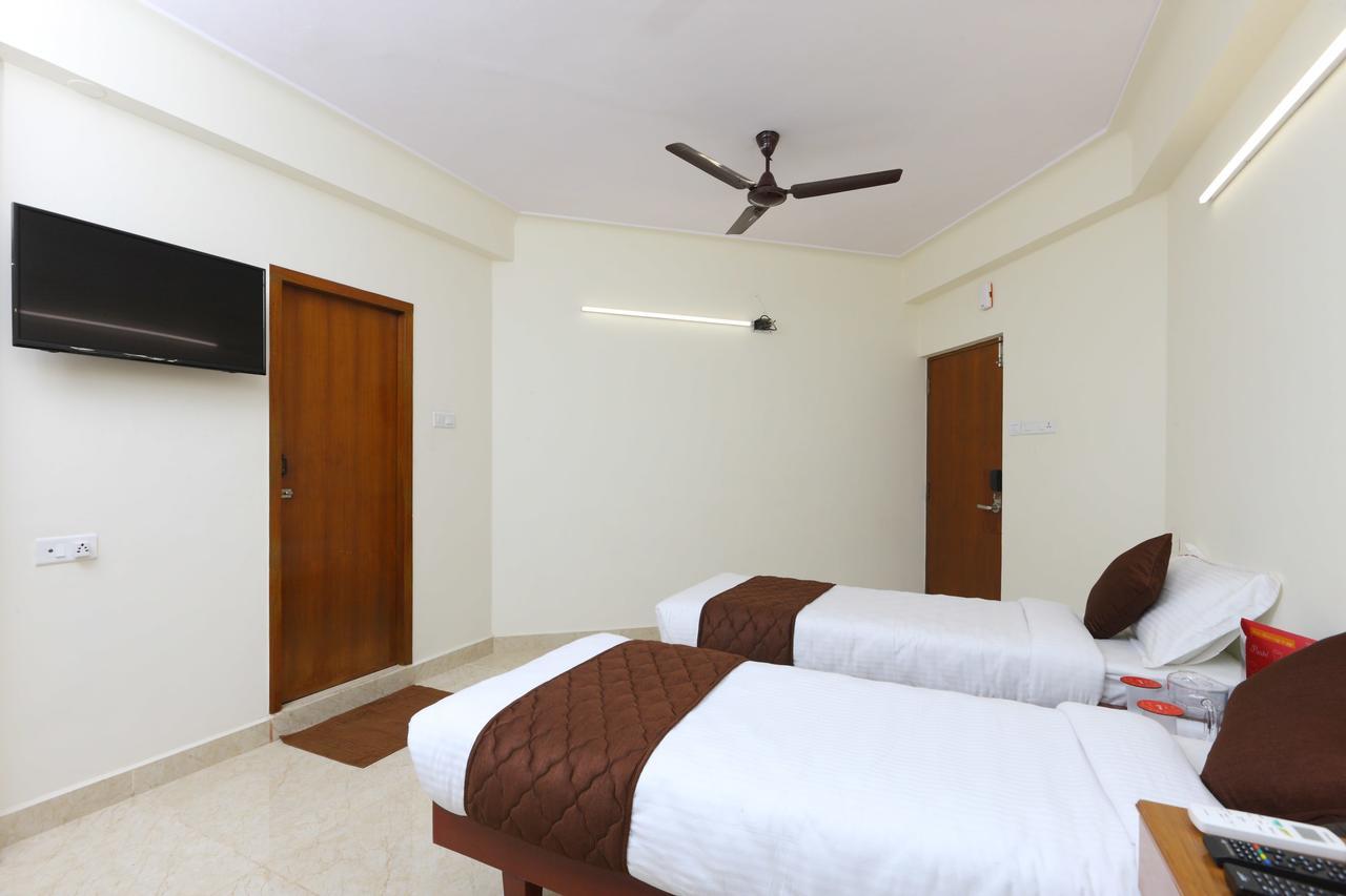 Oyo 11433 Kishore Hotel Chennai