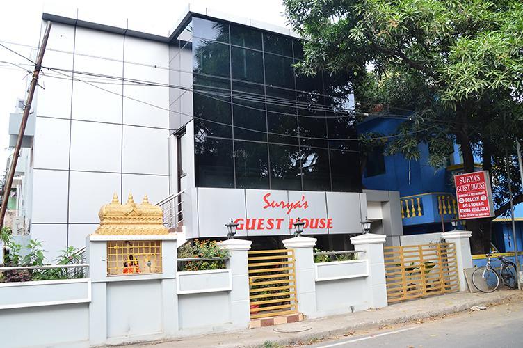 Casa de hóspedes Suryas Chennai