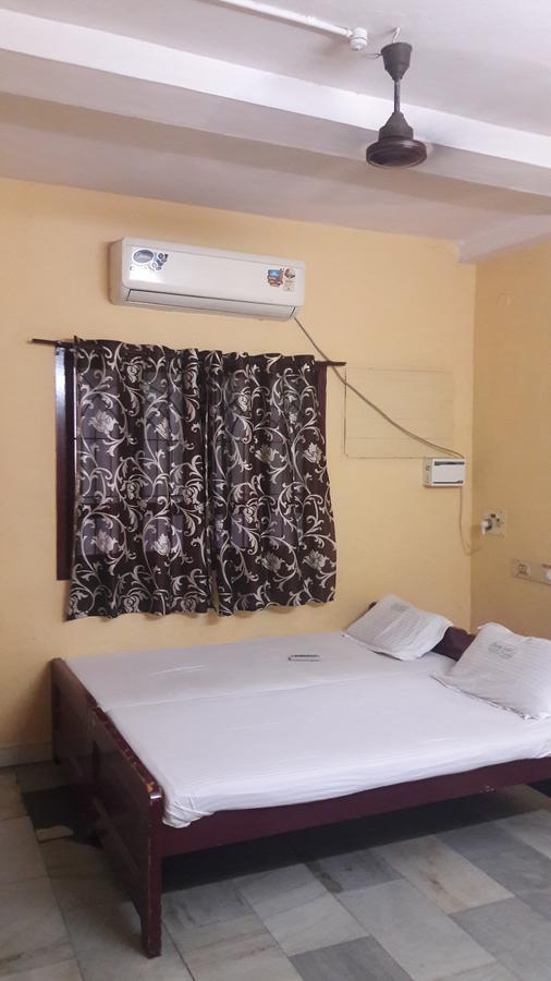 Hotel Raamlaxmi